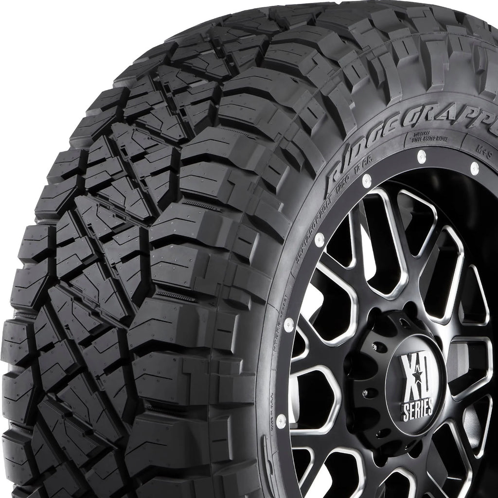 Set of 4 LT37X13.50R18 124Q D Tires V669