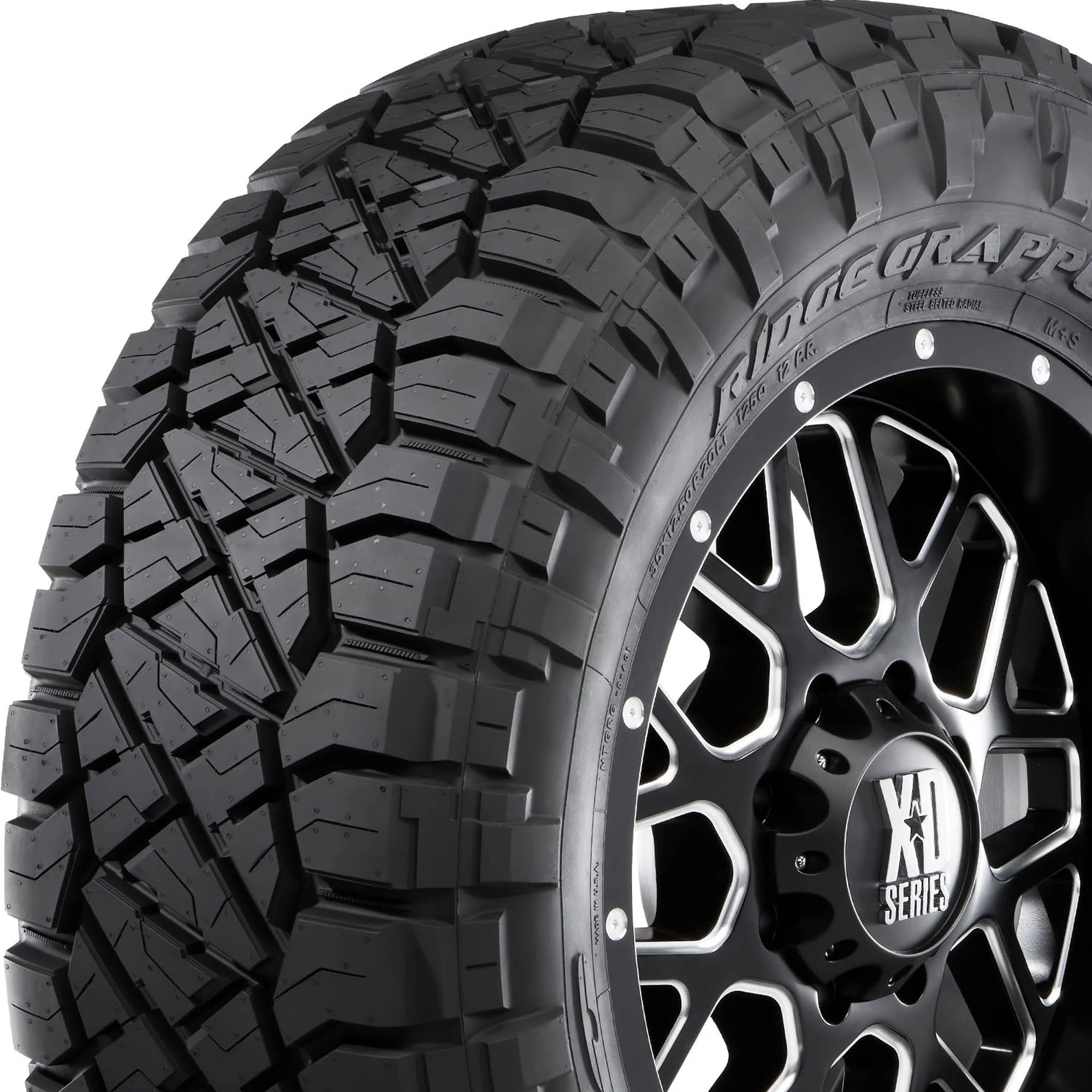Set of 4 LT37X13.50R18 124Q D Tires V669