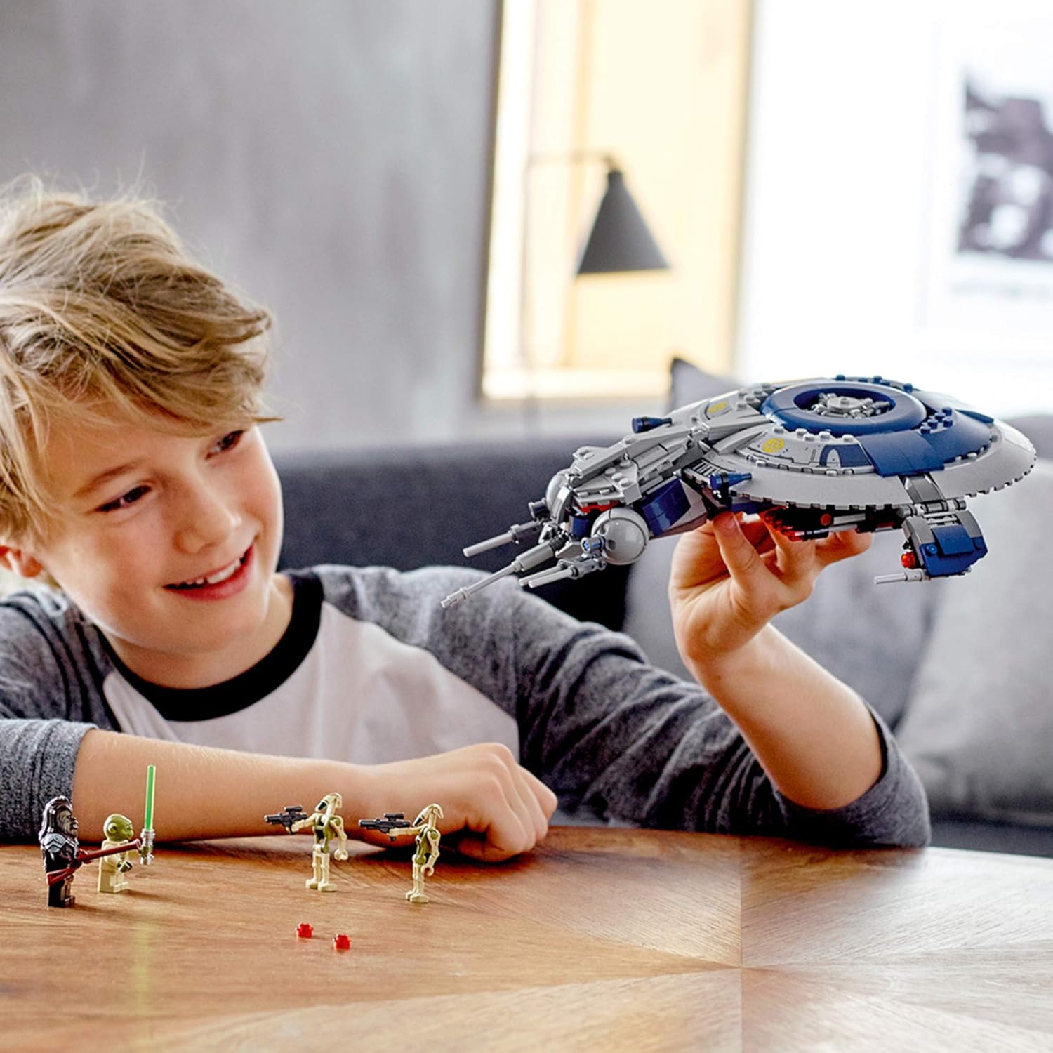 Star Wars Droid Gunship Building Kit (329 Pieces) M8689