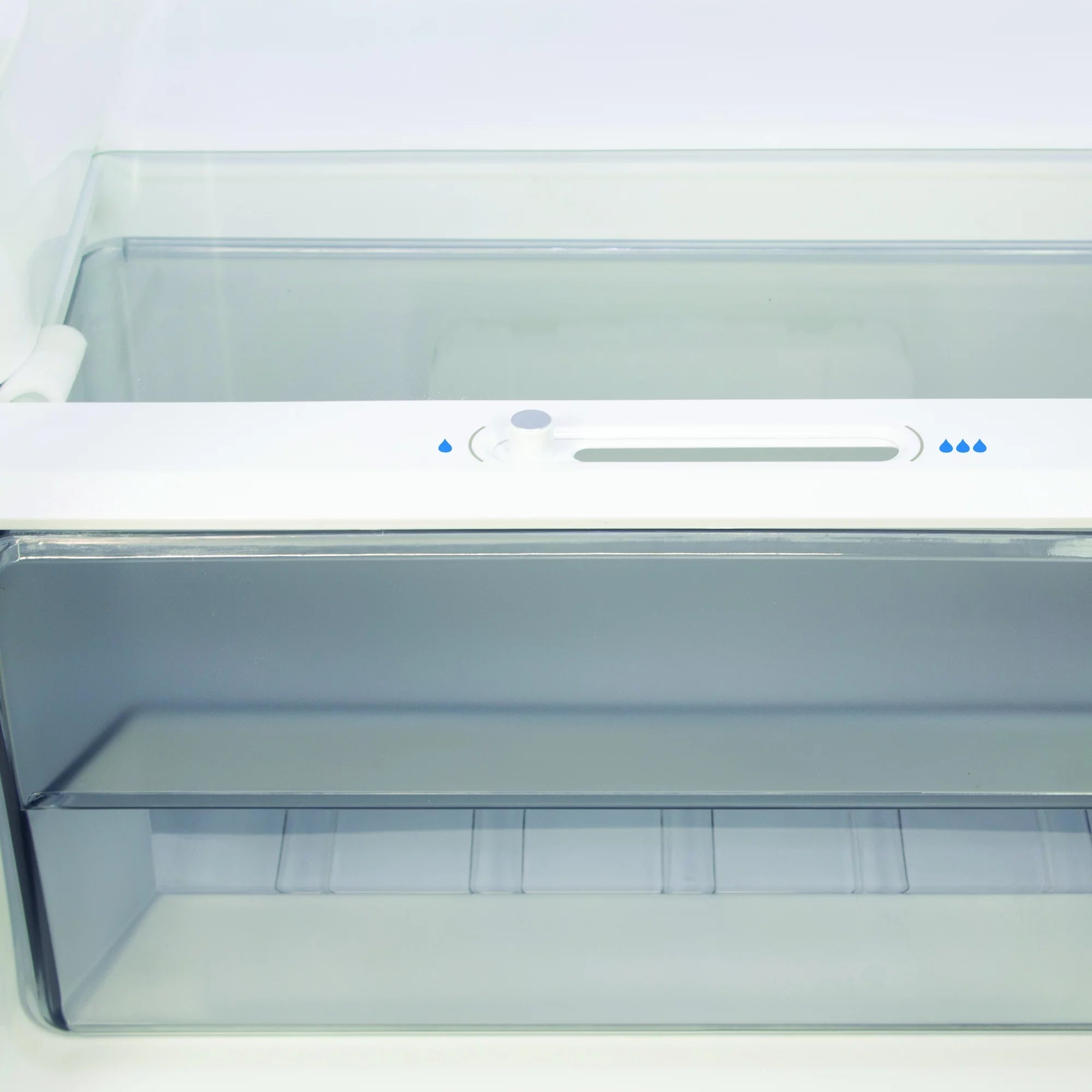 7.0 Cu. Ft. Frost Free Top Freezer Refrigerator in Stainless T950032