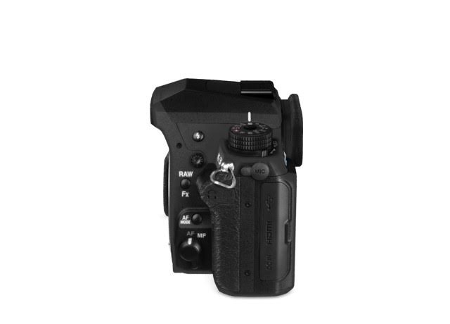 SLR Camera - Body Only I3233