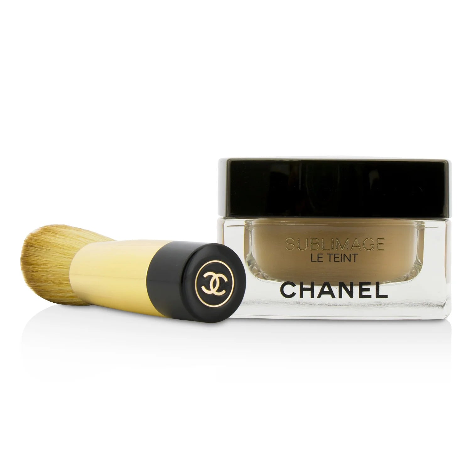 # 40 Beige Cream Foundation 30g D9473