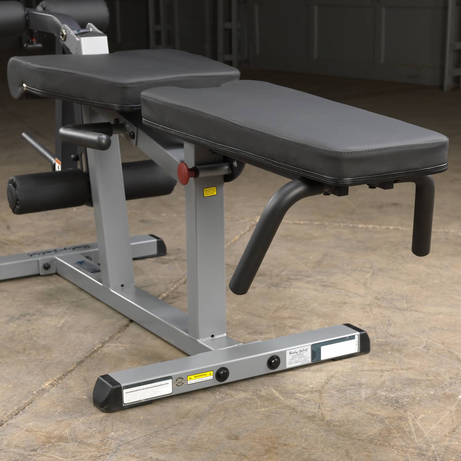 Seated Leg Extension and Supine Curl C15242