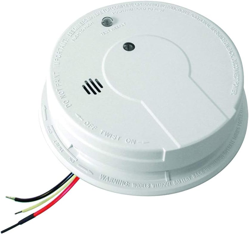 120V AC Wire-In Smoke Alarm with Battery Backup L812