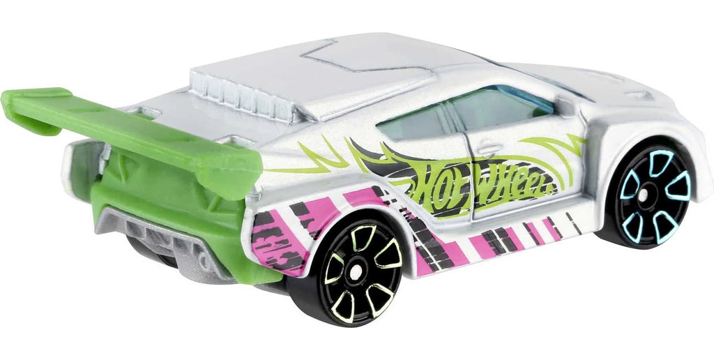 1:64 Scale Toy Car or Truck F78455
