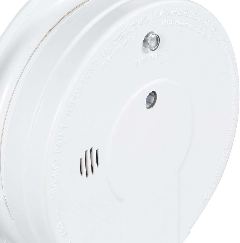 120V AC Wire-In Smoke Alarm with Battery Backup L812