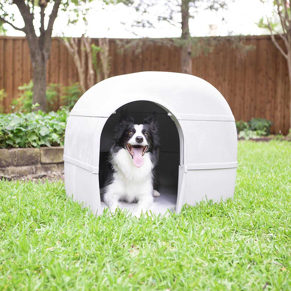 Outback Dog House M1781